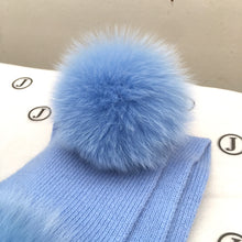 Load image into Gallery viewer, Pale Blue Cashmere Hat and Scarf Set
