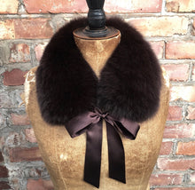 Load image into Gallery viewer, Fur Collar with Ribbon Ties
