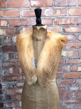 Load image into Gallery viewer, Large Fur Collar
