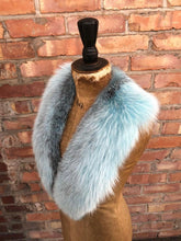 Load image into Gallery viewer, Large Fur Collar
